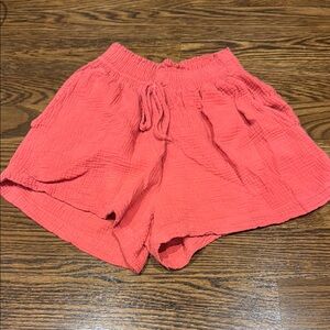 Large Women's Coral Shorts